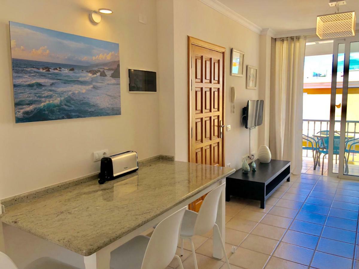 Apartamentos El Faro Puerto De Naos Exteriér fotografie